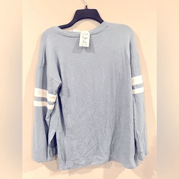 New Hippie Rose Long Sleeve Stripe Top Blue White Crew Neck NEW Juniors XS - Picture 4 of 4